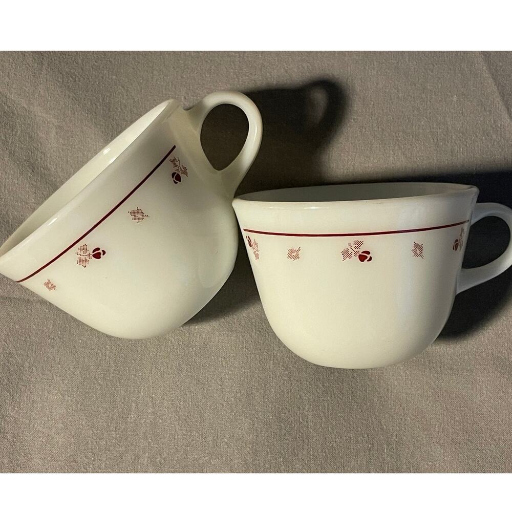 Vintage Corning 8oz. PYREX set/2 coffee tea mugs with burgundy rose design